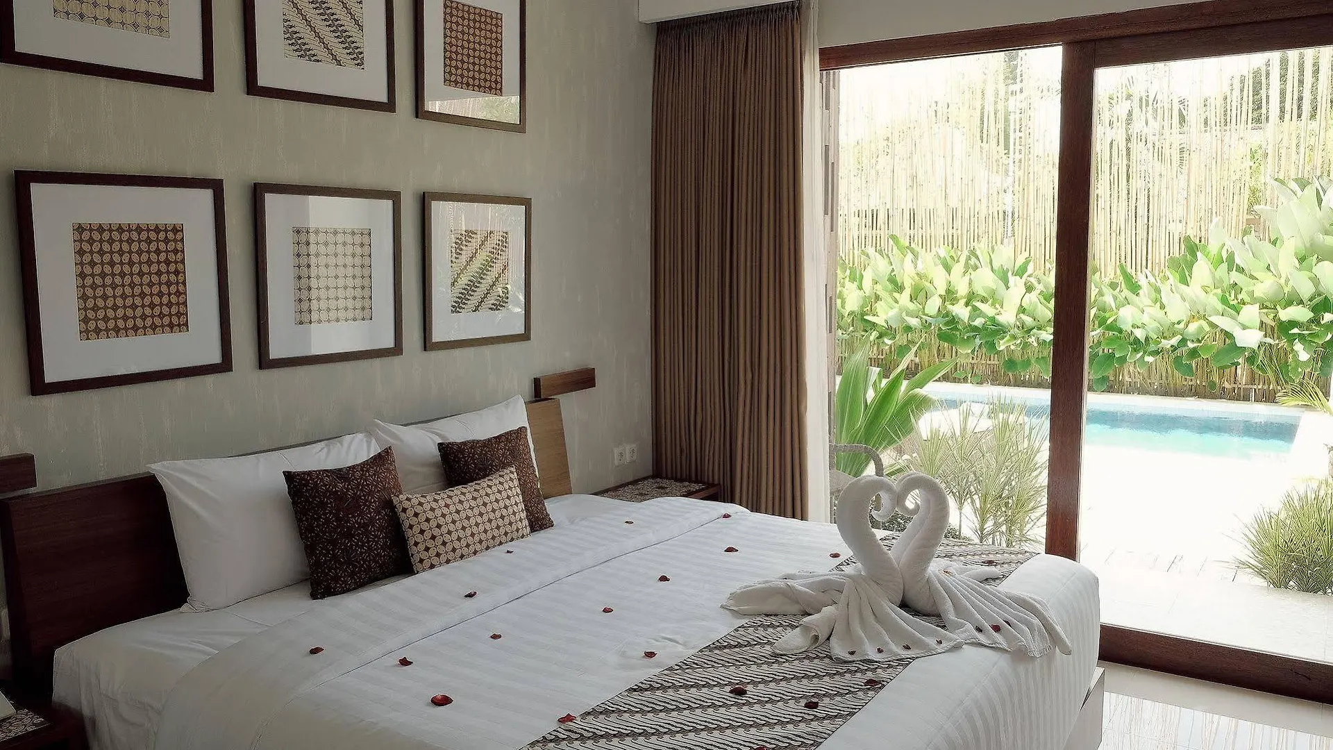 Cove Tevana Seminyak  Seminyak (Bali)